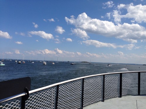 Pulling away from the Arch Street dock.
