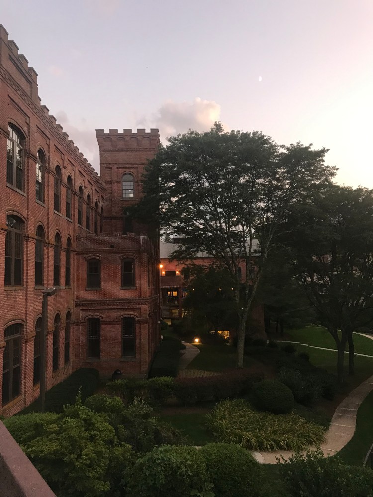 D9311F6E-7930-4DE8-A451-8777D01BCA5E